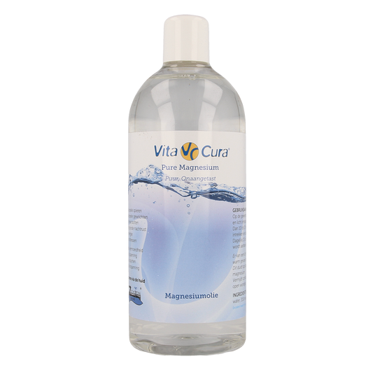 Vitacura Magnesium olie 500ml bottle for body care, showing the product label and container on a plain background.