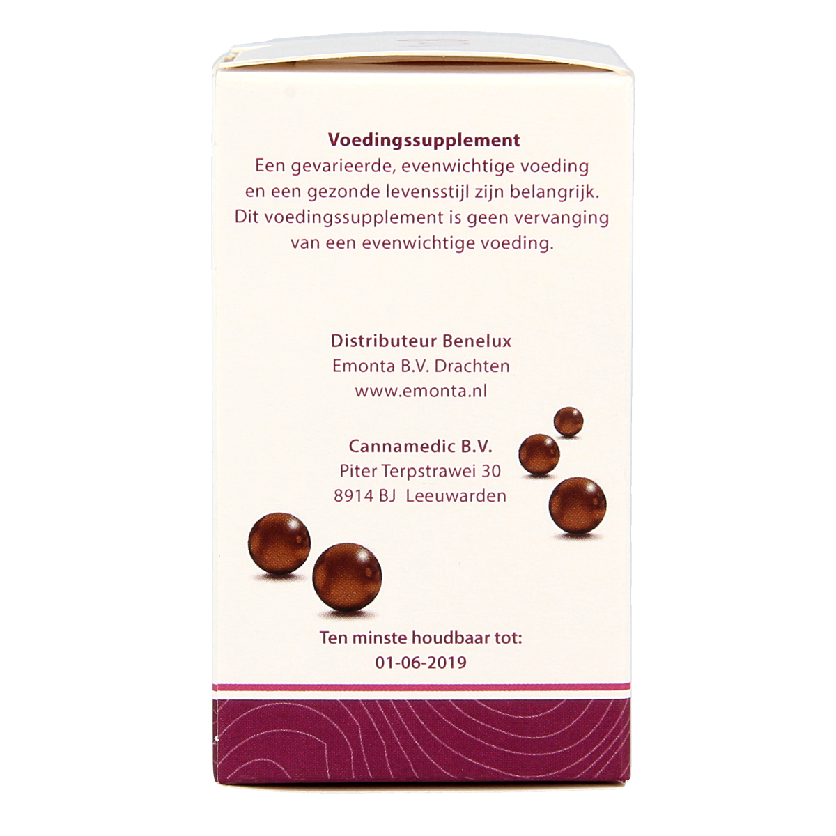 Cannamedic CBD capsules 3mg, herbal supplement in a bottle with 100 capsules, natural remedy by Cannamedic.