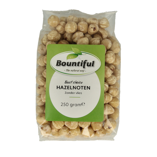 Raw Bountiful Hazelnoten hazelnuts in a 250g package, showcasing fresh, whole hazelnuts from the superfoods brand.