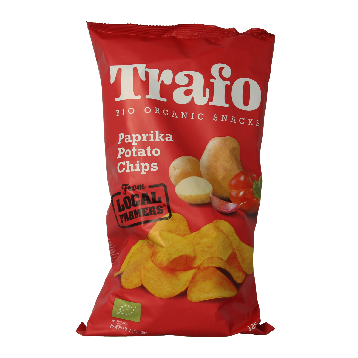 Trafo biologische paprika chips en zoutjes in 125g pack, crispy snack with vibrant paprika flavor and natural ingredients.