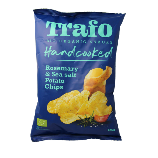 Trafo handcooked rozemarijn chips with Himalaya zout in 125g package, featuring seasoned chips with rosemary and Himalayan salt.