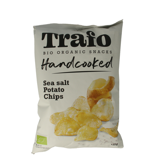 Trafo Chips handcooked zeezout bio in 125g bag, golden chips with sea salt, natural and crunchy snack from Trafo brand.