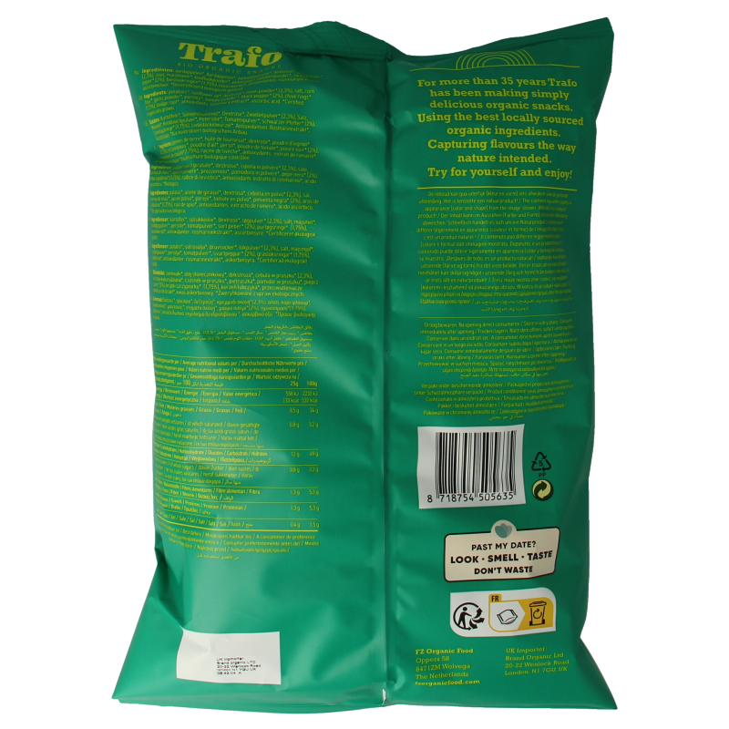 Trafo handcooked sour cream & onion chips and zoutjes in a 125g bag, featuring crispy chips with sour cream and onion flavoring.