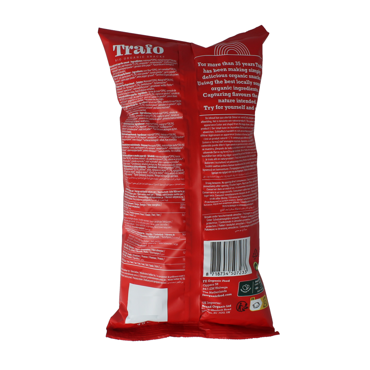 Trafo Paprika flips bio chips and zoutjes in a bag, featuring vibrant paprika flavor and natural ingredients.
