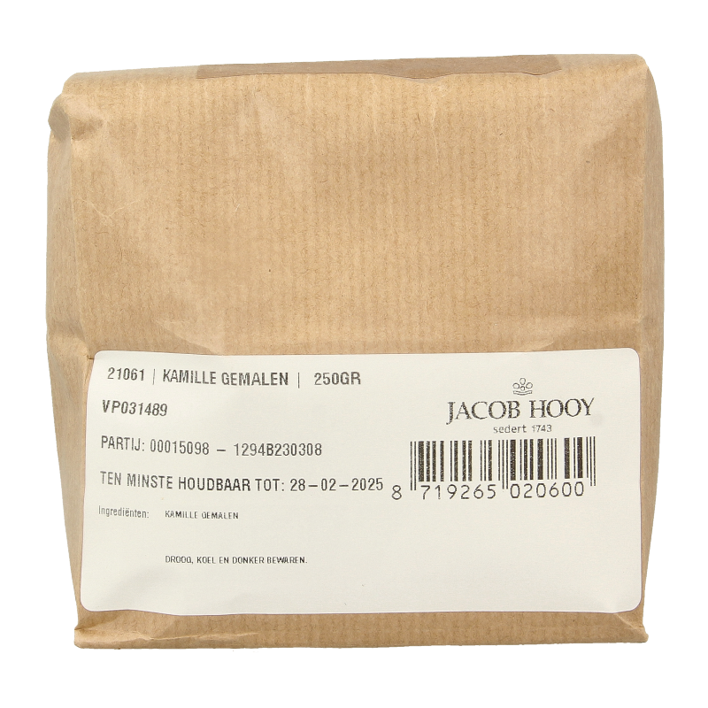 Ground chamomile from Jacob Hooy in a 250g package, used as a herbal seasoning or ingredient in cooking.