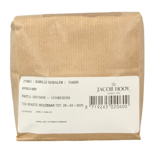 Ground chamomile from Jacob Hooy in a 250g package, used as a herbal seasoning or ingredient in cooking.