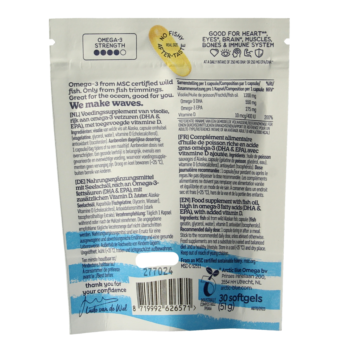 Arctic Blue Pure Alaska MSC visolie softgels with vitamin D in a clear bottle, showing 30 softgel capsules inside.