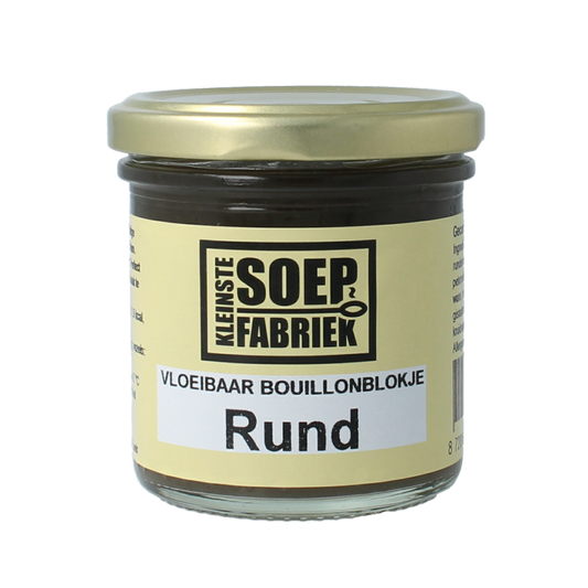 Kleinstesoepfabriek organic beef bouillon cube in a 150ml liquid form, for soups and broths.