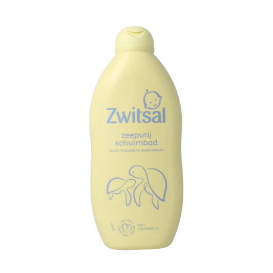 Baby and toddler caring Zwitsal foaming bath in a 400ml bottle, gentle and soothing for sensitive skin.