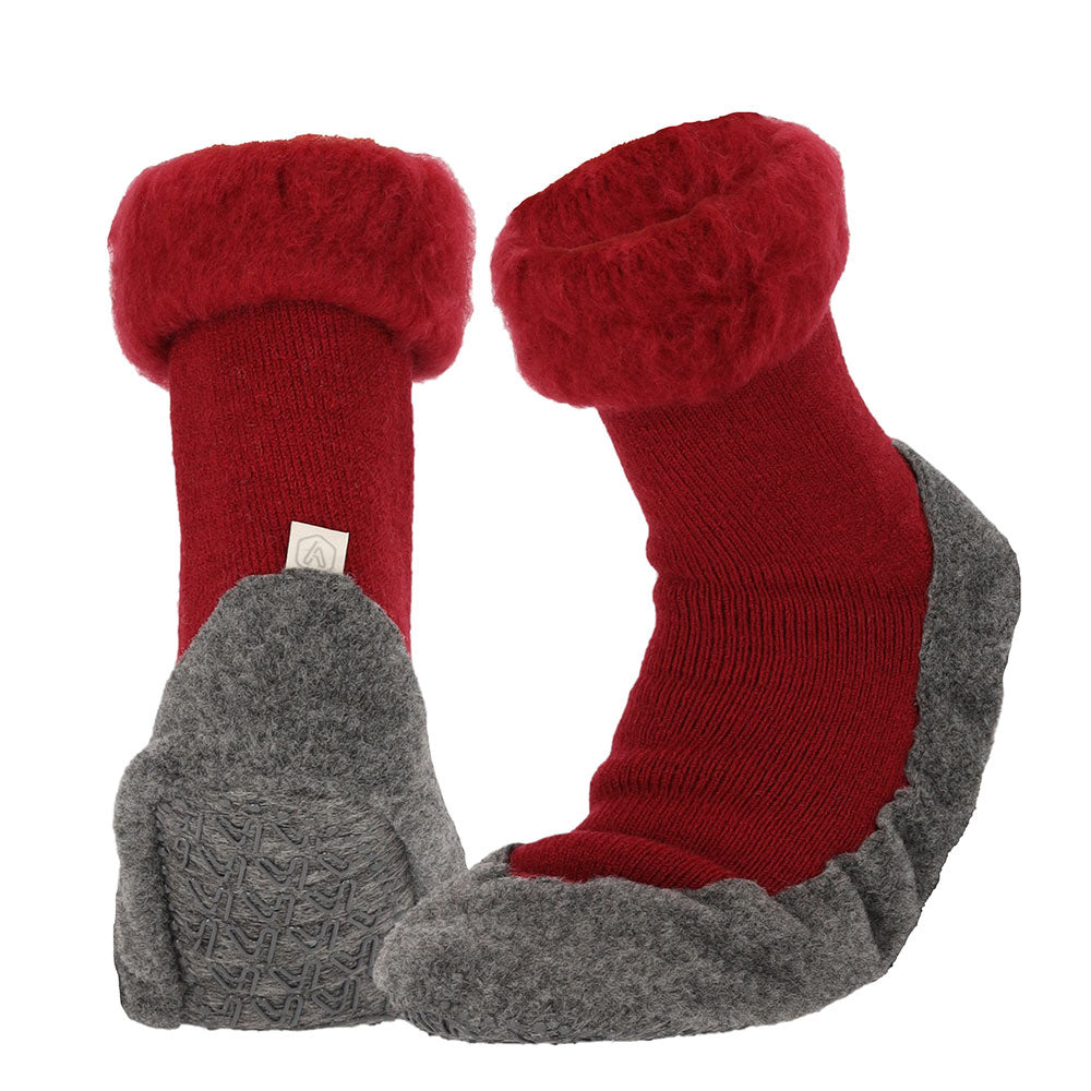 Apollo Huisslof slippers with anti-slip red soles, size 39/40, soft indoor footwear for comfort and safety.