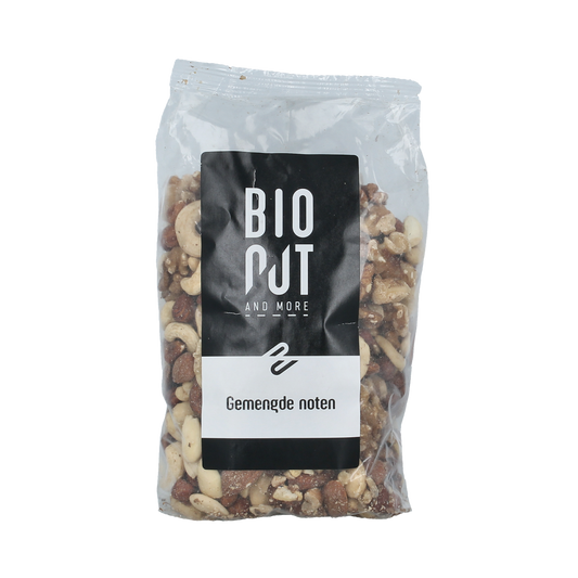 Bionut organic mixed raw nuts without Brazil nuts, 500g, shown in a clear image with a mix of various nuts.