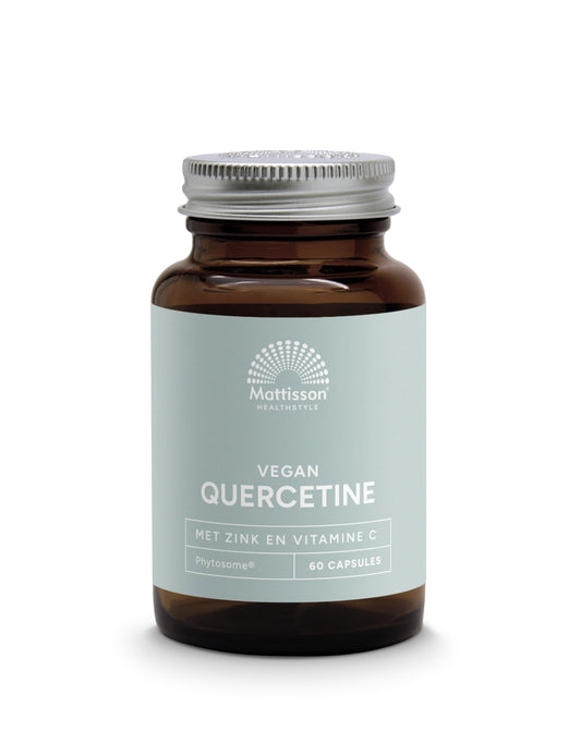 Vegetarian capsules of Mattisson Quercetine with zinc and vitamin C, herbal supplement in a clear bottle with capsules visible.