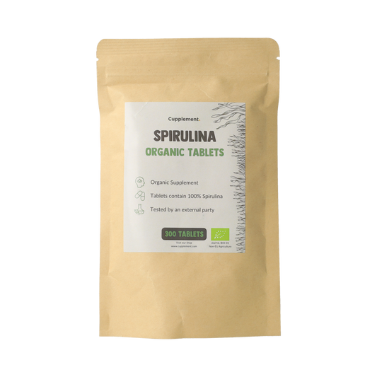 Goyu Spirulina 500mg bio herbal tablets, 300 count, natural supplement, green tablets in a bottle
