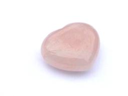 Ruben Robijn Edelsteenhart in roze kwarts, natural gemstone heart shape, smooth polished stone, 1.00 piece, jewelry or decorative stone