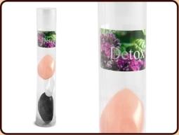 Ruben Robijn water purification set with stone filters and accessories for clean water filtration.