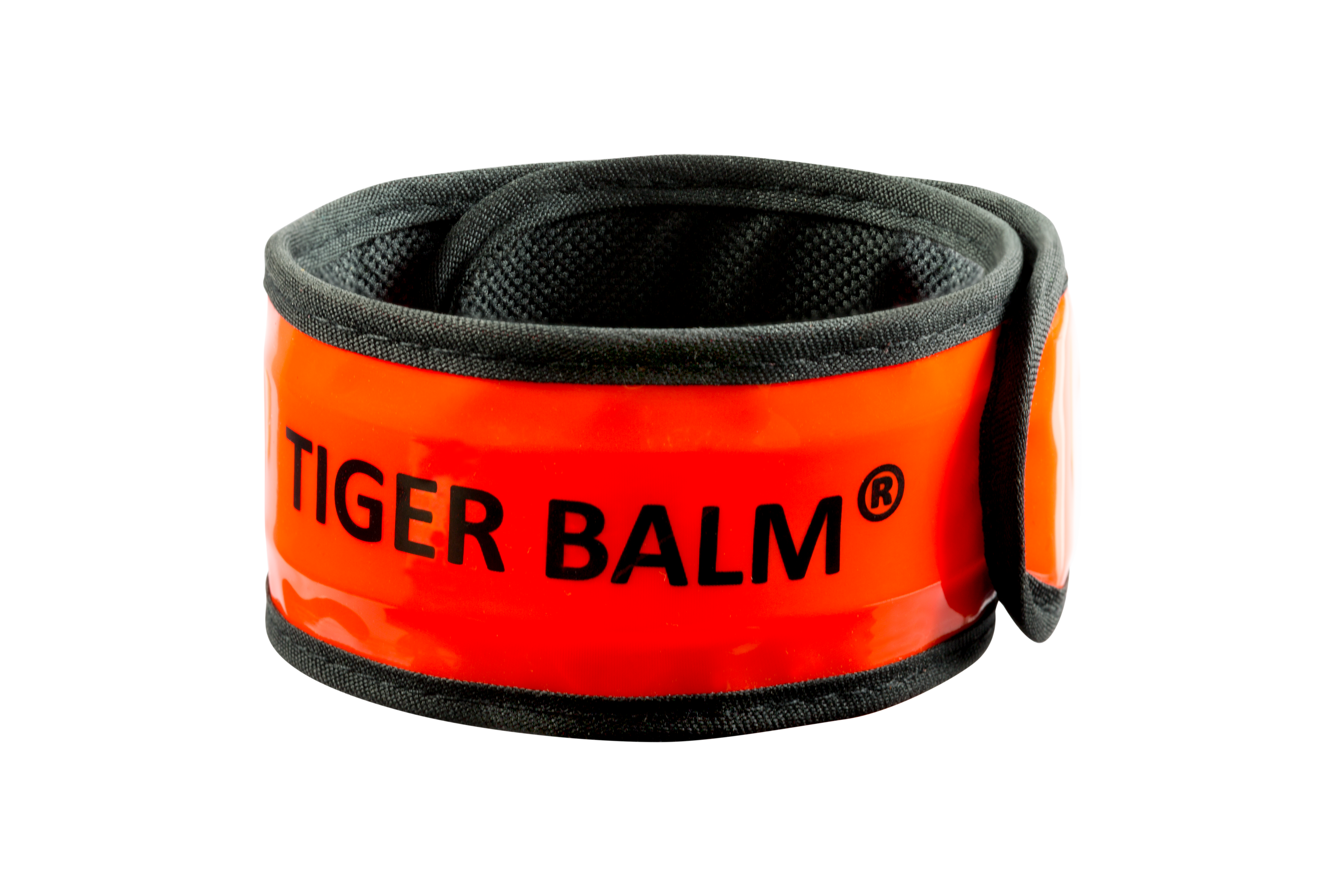 Tiger Balm Tijgerbalsem rood 19g jar, used for muscle and joint relief, with red packaging and Tiger Balm branding.