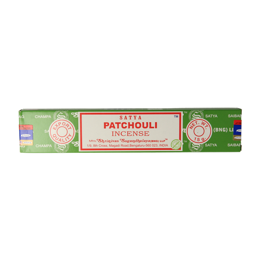 Green Tree patchouli incense sticks, 15 grams, with green packaging and natural incense aroma, ideal for aromatic burning.