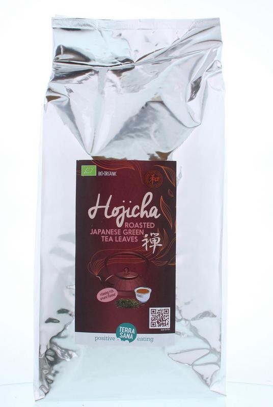 TerraSana Hojicha three-year organic tea leaves in a 1kg bag, showcasing the dried green tea leaves in the package.