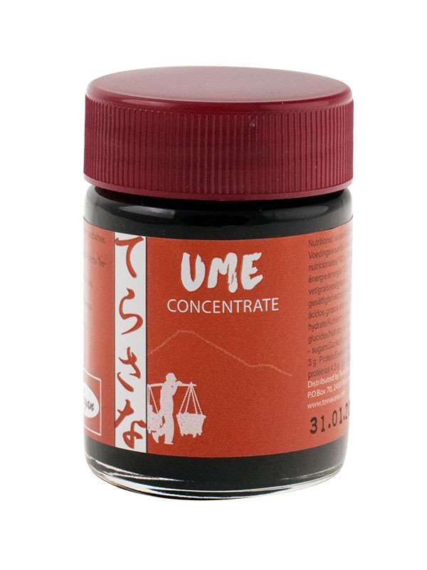 TS Import Ume concentraat 40g, Japanese plum syrup bottle, used as a sweetener or flavoring in cooking and beverages.
