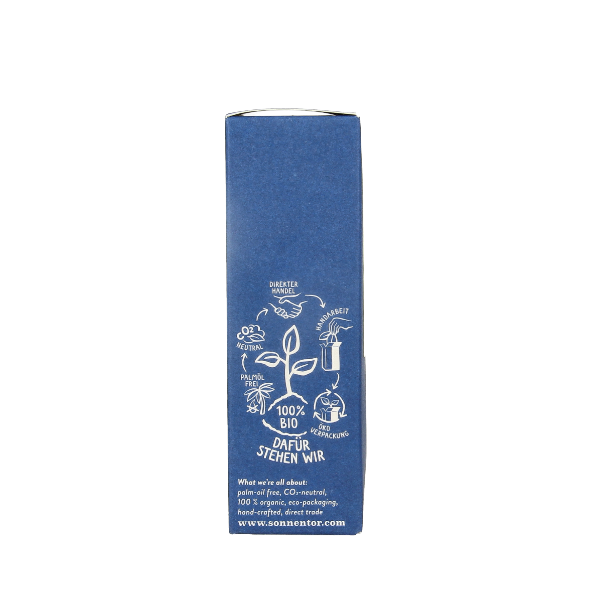 Fresh organic parsley in a 15g package by Sonnentor, a natural herb used in cooking and seasoning.