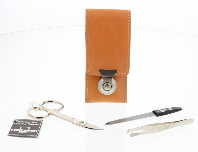 Set of three orange Malteser Zaketui stainless steel trays, ideal for serving snacks or desserts.