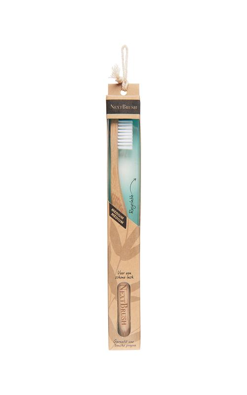 Nextbrush Bamboe tandenborstel medium with wooden handle, natural bristles, designed for effective oral cleaning.
