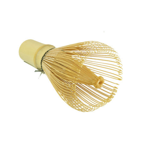 Amanprana bamboo matcha whisk for cooking and tea preparation, natural wooden handle with fine bamboo tines, 1 piece.