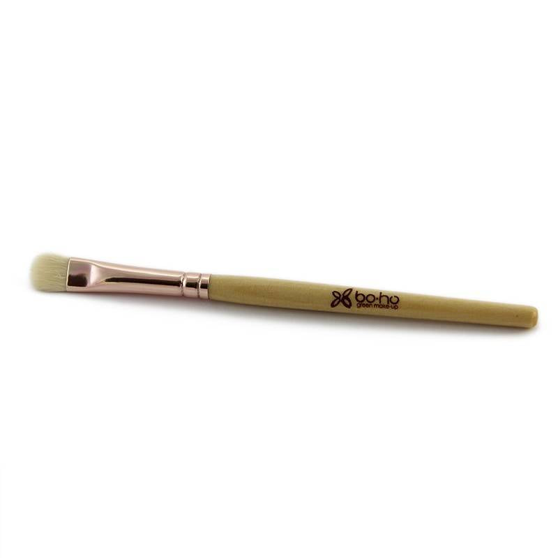 Boho green makeup vegan green eyeshadow brush 01 with soft bristles, ideal for precise eyeshadow application, shown in the image.