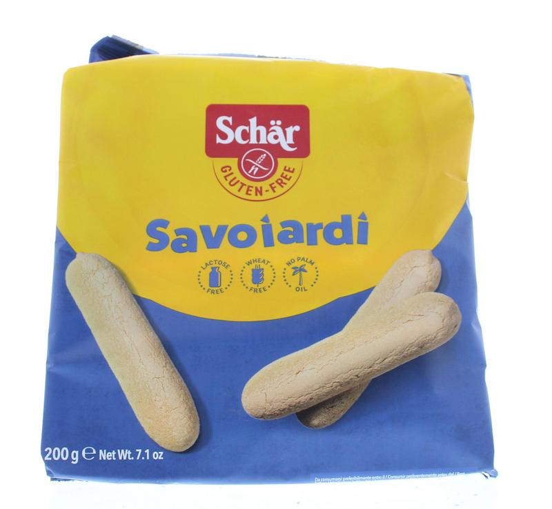Schar Lange Vingers gluten-free cookies on a plate, showing golden-brown, elongated biscuit shape with crisp texture.