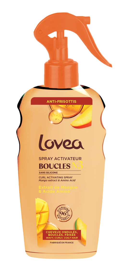 Lovea Curl Activator Spray for frizz control, 200ml, featuring a spray bottle with vibrant label, ideal for curly hair care.