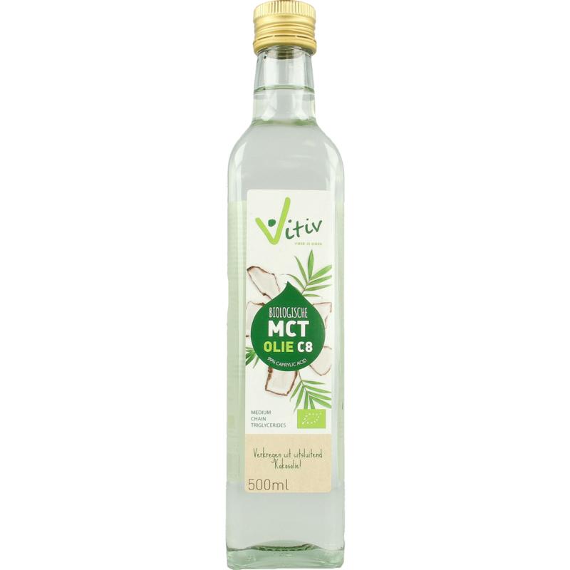 Vitiv MCT olie C8 coconut oil bottle with clear label, 500ml, featuring caprylic acid and bio certification, in a clean container.