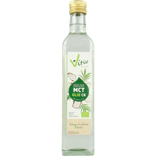 Vitiv MCT olie C8 coconut oil bottle with clear label, 500ml, featuring caprylic acid and bio certification, in a clean container.