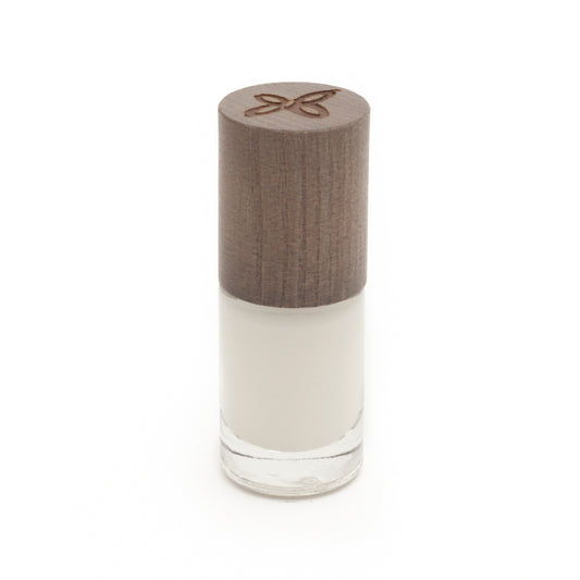 Boho green makeup Boho green makeup green nail polish and nail hardener in 5ml bottle, with a natural boho style design.