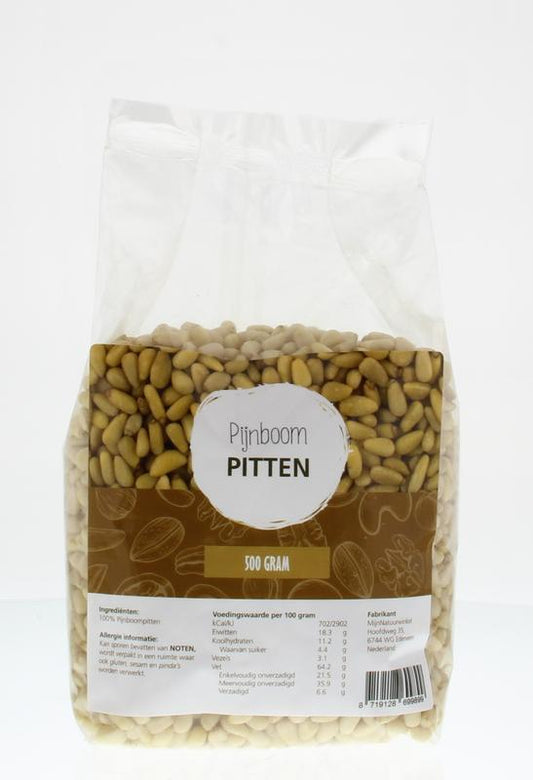 Raw pine nut kernels in a 500g package from MijnNatuurwinkel, organic superfood for healthy recipes.