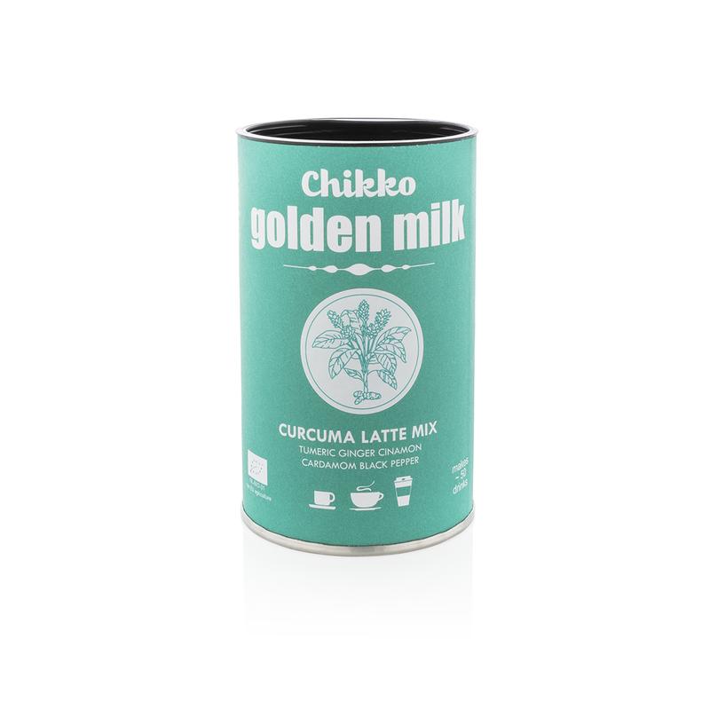 Chikko Golden Milk bio 110g jar with golden turmeric powder and natural ingredients for healthy hot drinks.