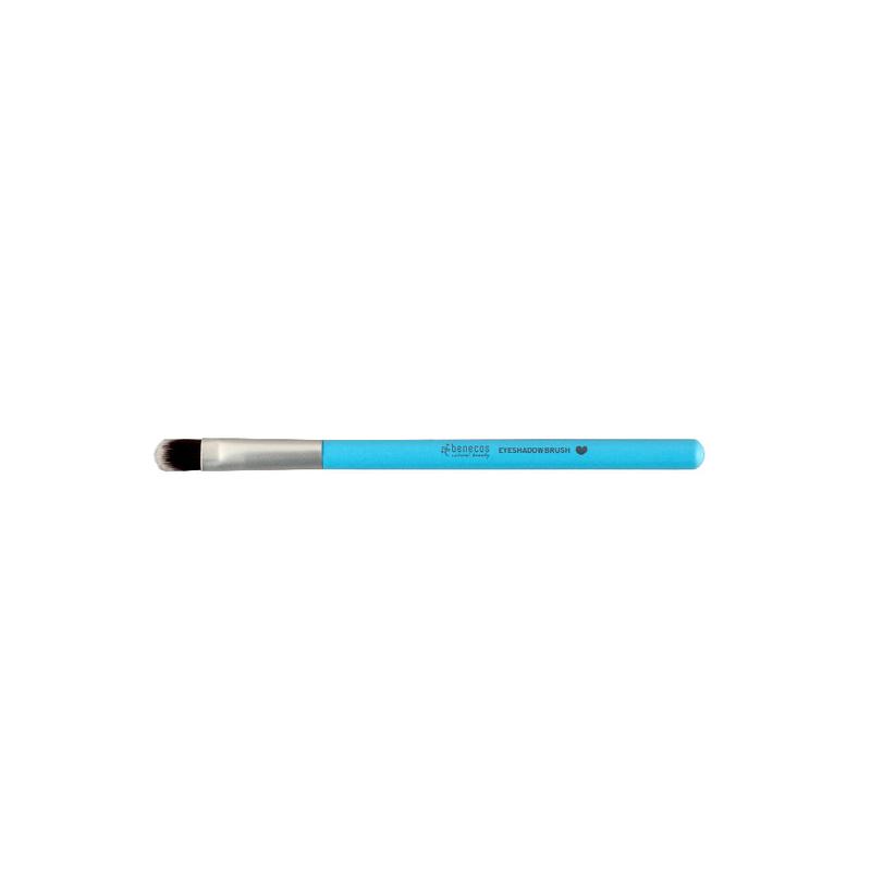 Benecos Natural Beauty makeup eye shadow brush in color edition, professional makeup tool for precise eye shadow application.
