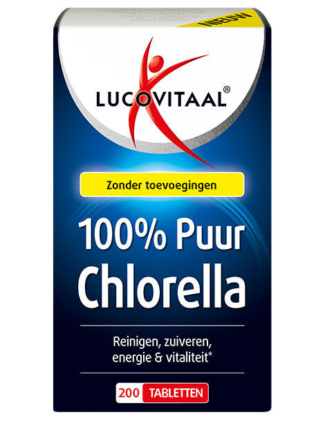 Lucovitaal Chlorella 100% puur supplement, 200 tablets, natural green algae dietary supplement in a clear bottle.