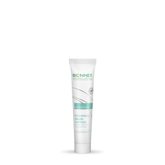 Bionnex Rensaderm moisturizing cream in 30ml jar, facial skincare product with smooth, creamy texture and white packaging.