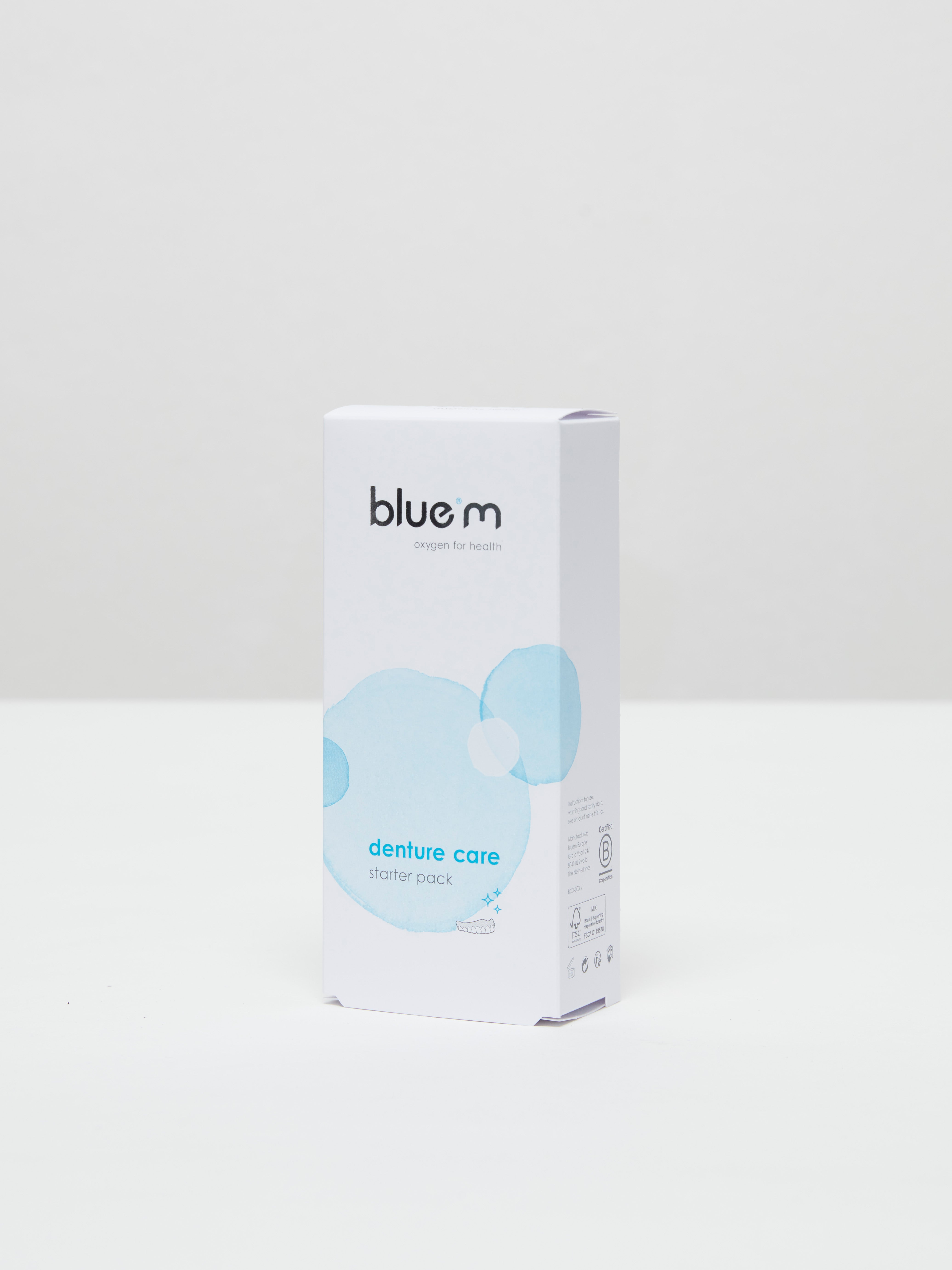 Bluem Denture Care Pack with 24 prosthesis cleaning tablets and accessories for maintaining dental prostheses.