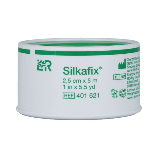 Silkafix Hechtpleister latexvrije tape, 5m x 2.5cm, flexible and skin-friendly medical adhesive bandage.